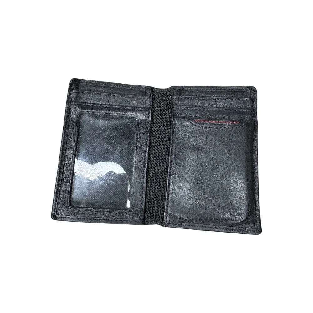 Tumi Mens Black Leather Slim Bifold Wallet with ID Window and Card Slots